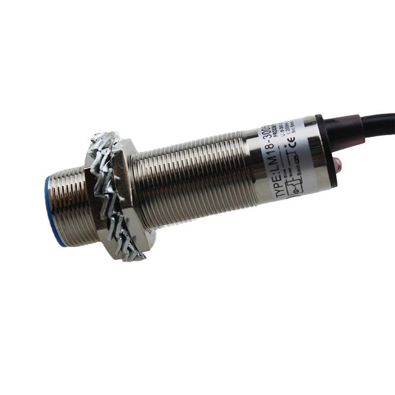 Sensore di prossimità induttivo M18 Interruttore di prossimità ottico di tipo non a filo LM18-3005NB 