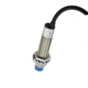 Sensore di prossimità cilindro Sensore interruttore di prossimità di tipo non a filo LM12-2004A 